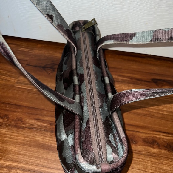 Harveys Seatbelt Cami tote bag - Picture 3 of 9